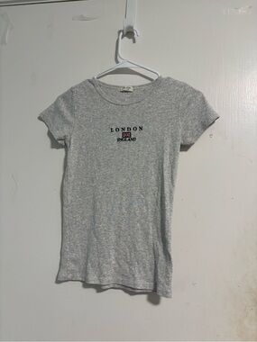 Brandy Melville Grey London England Graphic Tee